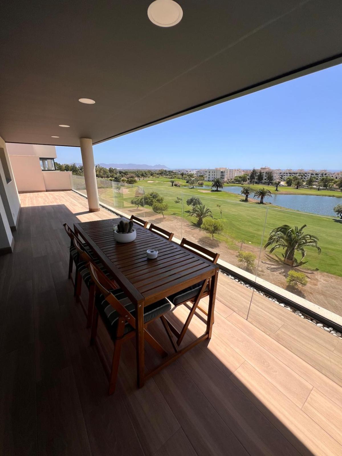 شقة Atico Toyo Golf ريتامار المظهر الخارجي الصورة
